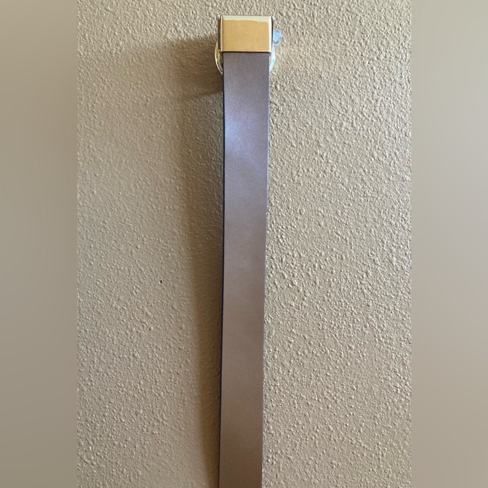 Micheal Kors belt 1size Genuine leather